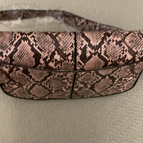 London Fog CollectionAstor Python Handbag NWT - Picture 5 of 6